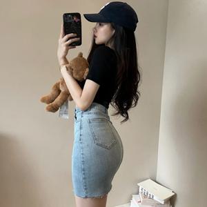 하이 웨스트 데님 미니 스커트 여성 슬림 피트 섹시한 짧은 스커트 여름 2024 한국 스타일 통근 코튼 폴리 에스터 스판덱스 블렌드