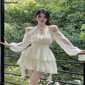 여성용 홀터 드레스, 단색 페어리코어 플리츠 용수철, 핫스위트 인기, 절묘한 프랑스 스타일, 레트로 스트리트, 심플 데일리, 여름