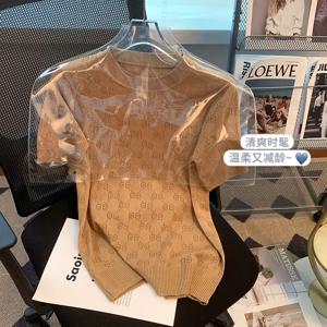 여름 Bottoming 셔츠 캐주얼 한국어 솔리드 컬러 오-넥 반팔 탑 티 여성 느슨한 편지 얇은 뜨개질 티셔츠 여성