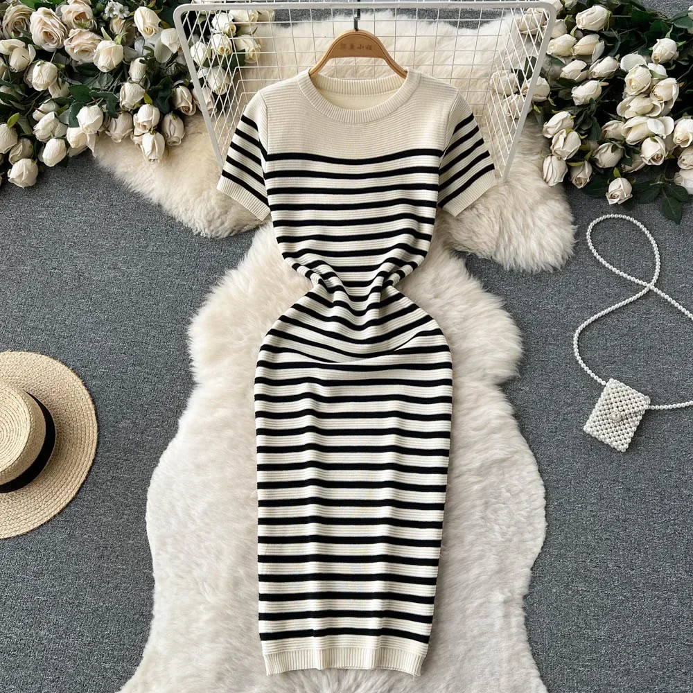 여름 스트라이프 비치 니트 드레스 오 넥 반팔 세련된 Hotsweet 슬림 Sundress streetwear Y2K Bodycon 미디 드레스