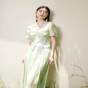 DUSHU 여성 그라디언트 셔츠 스커트 투피스 양복 2024 여름 새로운 디자인 인쇄 높은 허리 패션 정장 24DS82476 24DS82477