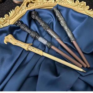 노블 컬렉션 H & P Wizarding World 지팡이 펜, 4 가지 스타일 볼펜, 파란색 글씨