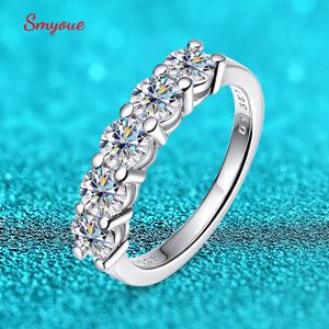Smyoue 화이트 골드 D 컬러 4mm Moissanite 반지 여성용 1.5CT 스톤 매치 다이아몬드 웨딩 밴드 신부 S925 스털링 실버 GRA