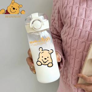 새로운 디즈니 워터 컵 귀여운 소녀 위니 푸우 베어 학생 티 컵 학교를위한 특별 휴대용 고온 방지 밀짚 컵