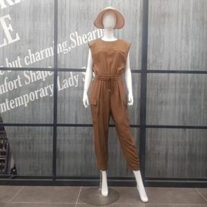 르니앤맥코이 패드 숄더 점프수트 MI09OP301A