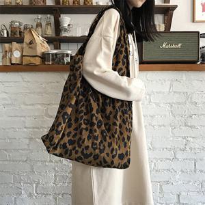 플로레스 레오 에코백 FC1011N01