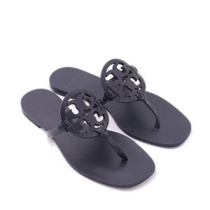 토리버치 밀러 로고 샌들 54600-430 Miller Logo Sandals