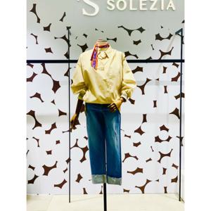 [에스쏠레지아] 레터링포인트 루즈핏 셔츠블라우스 SOL3WBL610