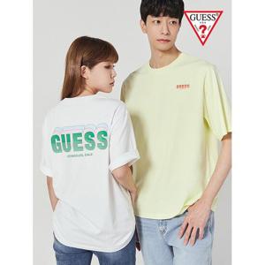 [게스]유니 등판 비비드로고 세미오버핏 반팔티 NO2KE436