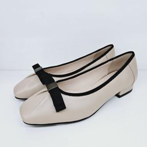 [엘칸토]천연 양가죽 여성 스퀘어 리본 플랫구두 (2CM)  LCWD11U