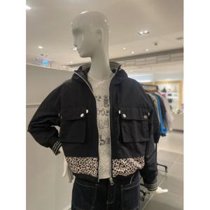 르니앤맥코이 밑단 레오파드 후드집업 점퍼 (MM04JP003HJ)