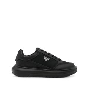 엠포리오 아르마니 남성 블랙 로우탑 스니커즈 X4X633 XR325K001