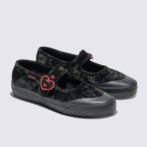 [VANS] 공용 하트 메리 제인 단화 VN000CRR458 BLACK