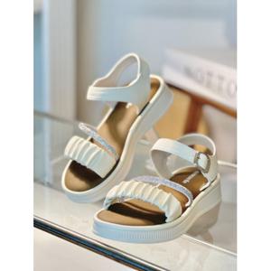 노튼 세이브존06 뮤이 셔링 비즈 버클 샌들 4cm 2N9J252