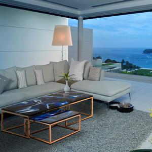 딥씨 레진 인출식 소파 테이블