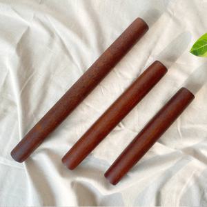 장미목 옻칠 나무 밀대 2 ( 만두 빵만들기 반죽밀대 홍두깨 국수밀대 밀가루반죽 지압봉 )