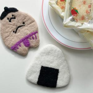 삼각김밥 양모 티코스터 컵받침 핸드메이드 펠트 홈카페 소품
