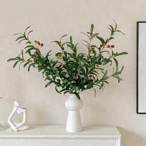 풍성한 올리브 열매 가지 조화