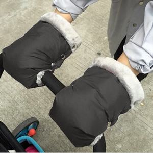 강아지 외출 산책 유모차 개모차 방한 겨울 털장갑