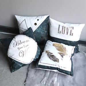 골드 앤 마블 디자인 쿠션커버