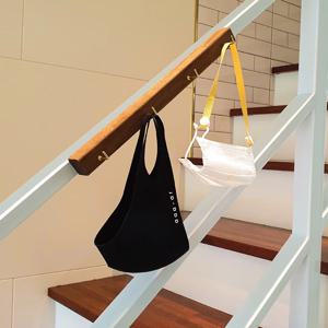 현관 마스크 걸이 자석 후크 고리 거치대 걸이 보관 정리 인테리어 원목 소품