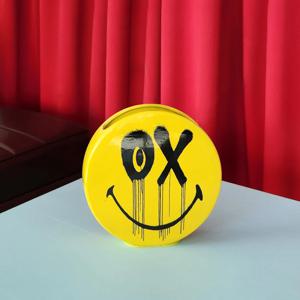 셀레티 포세린 스마일리 꽃병