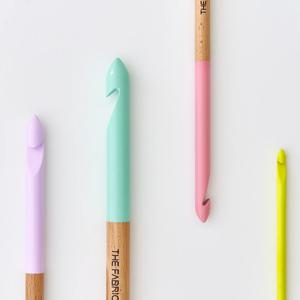 컬러 우드 코바늘 COLOR WOOD CROCHET HOOKS 20CM / 점보코바늘