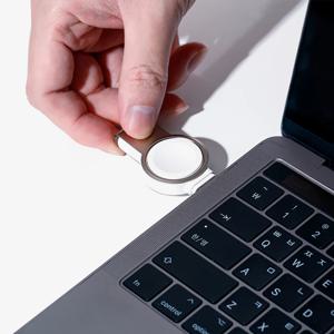 애플워치 충전기 휴대용 무선 충전독 USB 2in1 충전방식 화이트