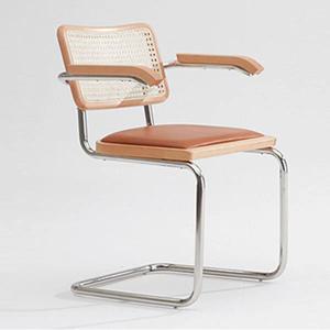 까사 세스카 천연라탄 쿠션PU 팔걸이의자 2컬러