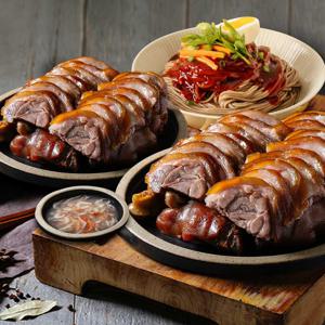 [냉장족발세트]황기순살족발300g(냉장) 2팩+비빔막국수+새우젓소스 외