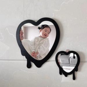 아크릴 멜팅 하트 벽 걸이 현관 욕실 아기 거울 매장 집들이 선물
