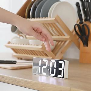 다인 인테리어 LED 거울 시계 무선 미러 탁상시계 건전지 USB