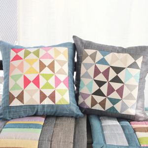 린넨 조각보 삼각패치 쿠션방석 (커버) 50x50 소파 의자 카페 한옥 인테리어