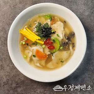 우정제면소 맑은해물맛 수제비 18분세트 (생수제비 3kg+스프 18봉)