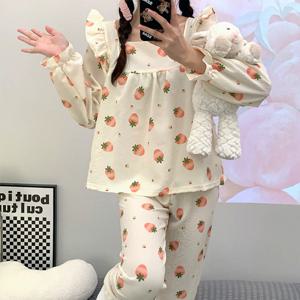 여성 잠옷 수면 파자마 홈웨어 상하의 세트 딸기 빼꼼