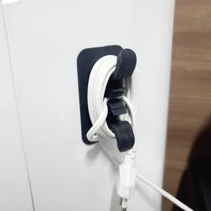전선고정클립 전선정리 케이블홀더  선정리 클립