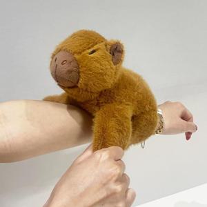 귀여운 카피바라 손목인형 팔찌인형 애착인형 봉제 동물 자석 인형 카피바라굿즈 손잡는인형