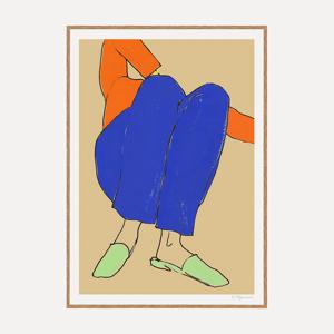 더포스터클럽 Lying Down in Blue and Red 로지 맥기네스 아트 프린트