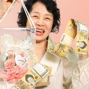 돈 나오는 깜짝 반전 용돈 박스 풍선꽃다발 어버이날 카네이션 꽃다발 (캐리어증정)