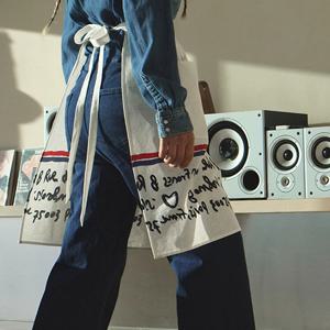 VIBE 39. 프렌치 스트라이프 화이트 린넨 허리 앞치마