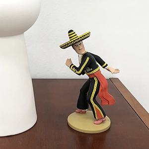 ALCAZAR KNIFE THROWER 알카자르 장군 스탠딩 피규어