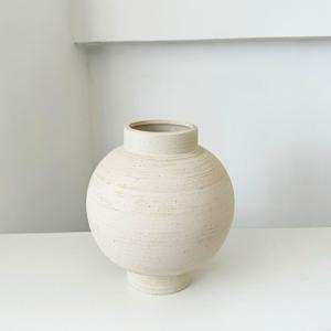 베이지 달항아리 대형 도자기 화병 거실인테리어 오브제