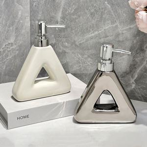 [해외] 프리미엄 도자기 샴푸디스펜서 삼각형 주방세제 리필용기 300ml 2P세트