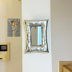 국내자체제작 글로우 쿠션거울 데스크테리어 벽거울 아크릴 탁상거울(실버/블랙)