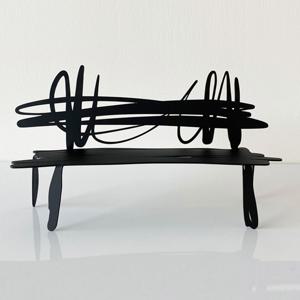 더닷 드로잉 철제 미니어처 벤치 오브제 - Drawing Bench Bold