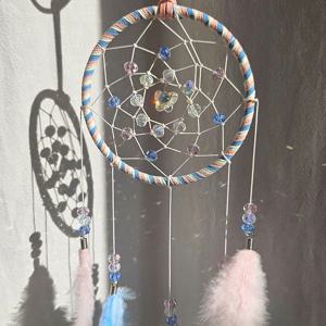 나비의 꿈 드림캐쳐