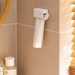 1+1 무타공 걸이형 마그넷 치약 튜브 짜개