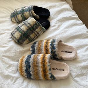 도톰 털실내화 2colors 푹신한 겨울 실내 슬리퍼