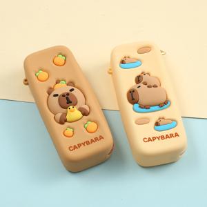 말랑말랑 카피바라 실리콘 필통 수납력 좋은 새학기 입학 학생 선물 (2종)