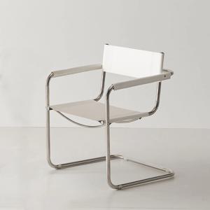 글로우 미드센츄리 철제 가죽 의자 화이트 블랙